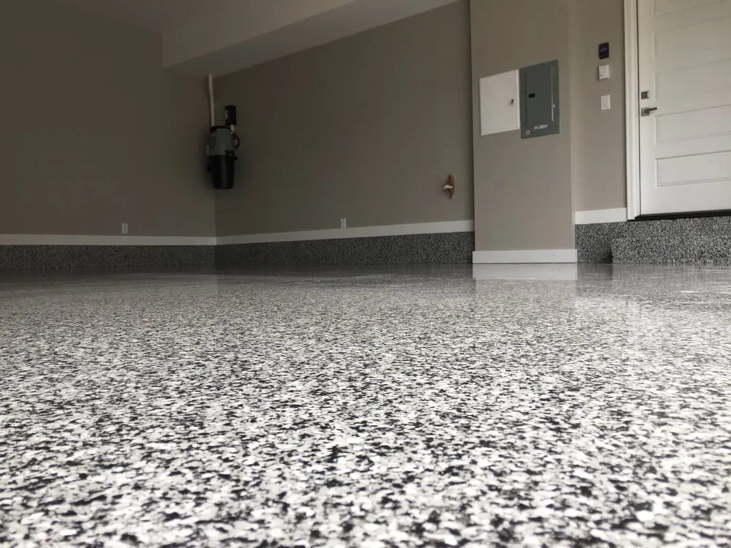Flake Floor epoxy floor — Custom blend — by LB Epoxy Flooring